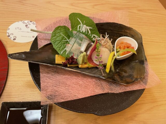 こころをなでる静寂みやこ食事1