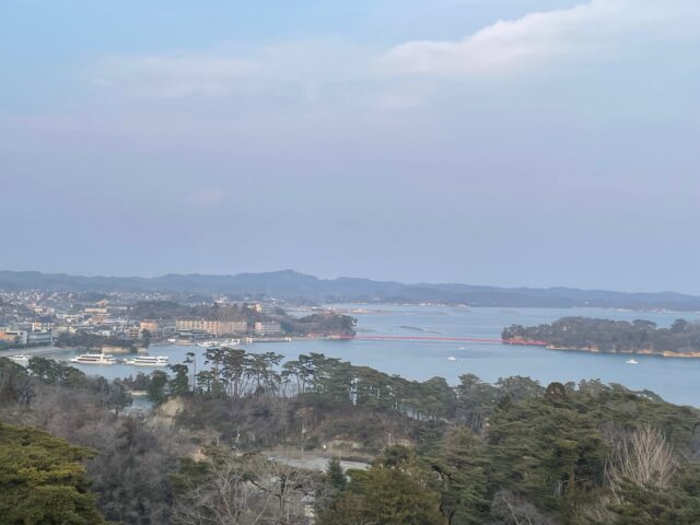 窓から見える松島