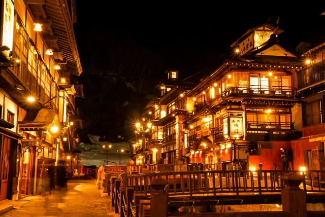 銀山温泉